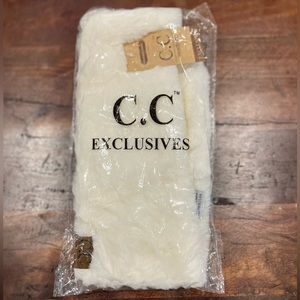 C.C Winter White Headband